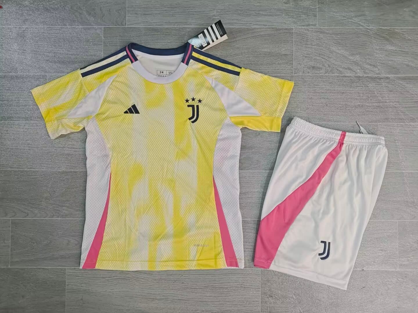 Maillot Extérieur Juventus 2024/25 Version Joueur
