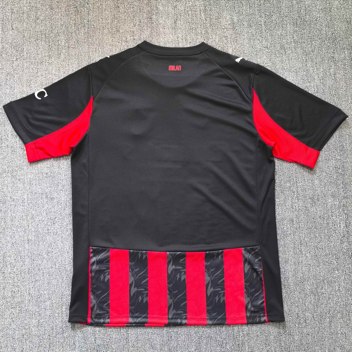 Maillot Domicile AC Milan 2025/26