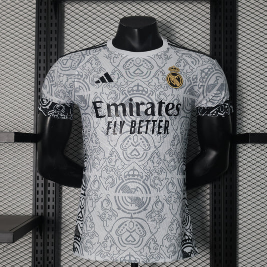 Maillot Real Madrid Blanc édition spéciale 2024/2025 MaillotNW