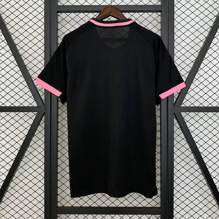 Maillot Real Madrid Édition Spéciale Serpent Rose 25/26